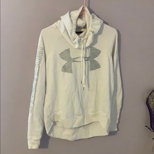 Under Armor sweatshirt